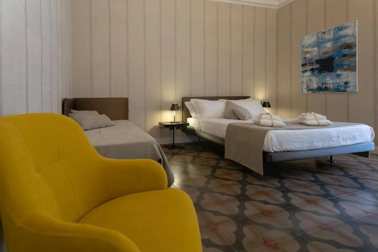 B&B Palazzo Perrotta Aeroporto di Catania Fontana Rossa 2*,